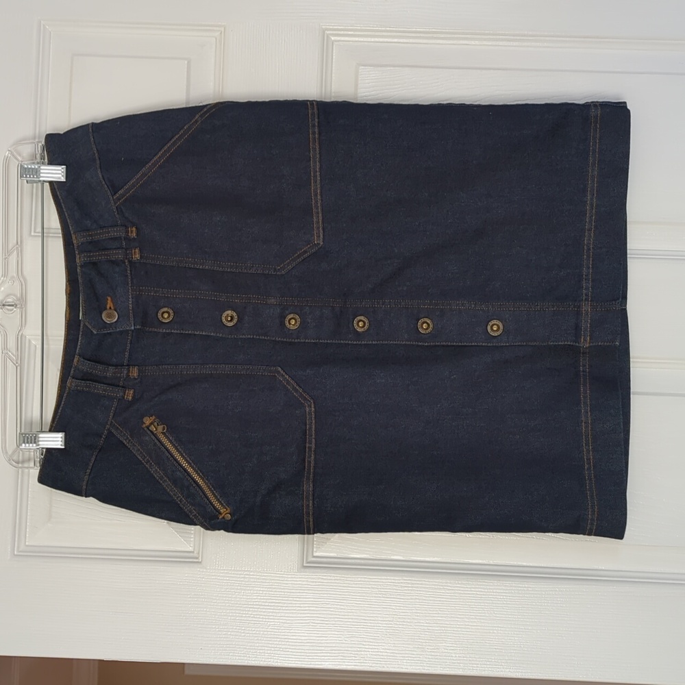 Royal Robbins Dark Blue Denim Button-Front Midi Skirt